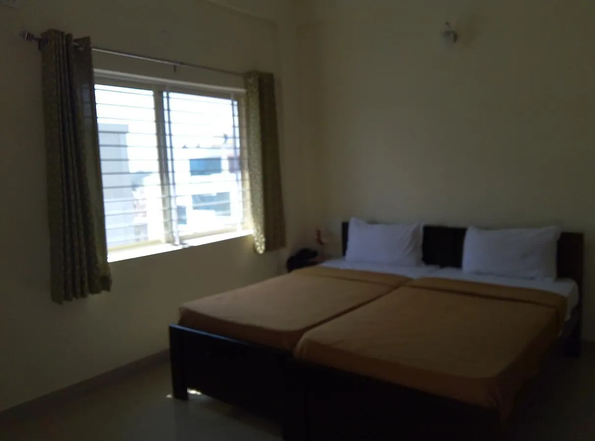 Hotel Suvarna Compact Mysore